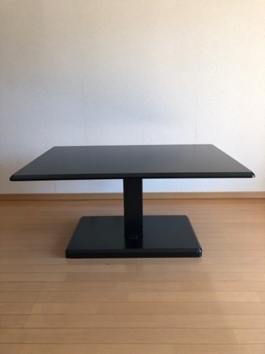 昇降式ダイニングテーブル、イス2つ