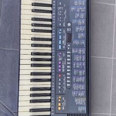 YAMAHAの電子オルガン？ピアノ？