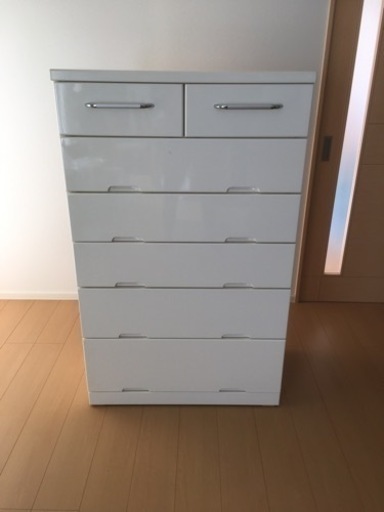 タンス 白色