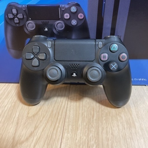 早めの取引希望!!美品!! PS4 pro 1TB ソフト3本セット