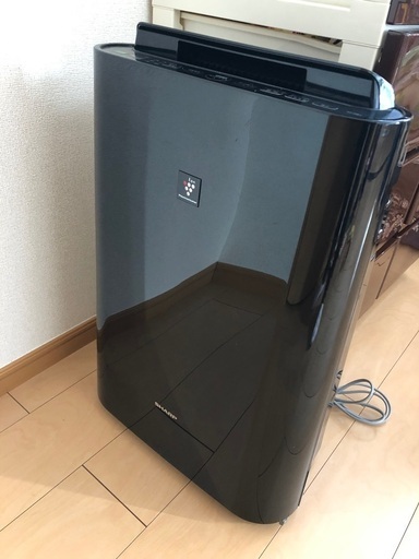 シャープ　加湿空気清浄機　プラズマクラスター