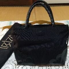IBIZAの黒バッグ