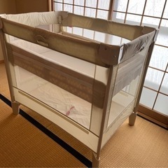 ベビーベッド　アップリカ　ココネルエアー