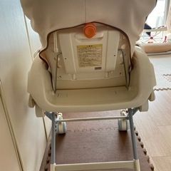 【￥0お譲りします】COMBI ハイローチェア(手動)の画像