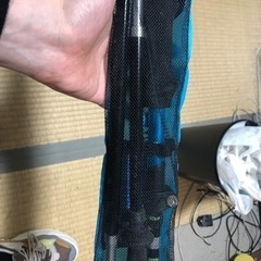 トレッキングポールとhead lampの画像