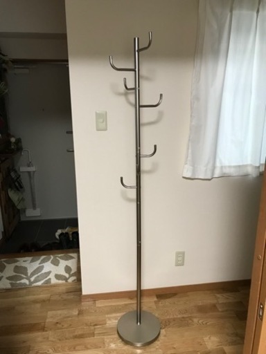 ポールハンガー