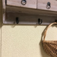アンティーク風　飾り棚の画像