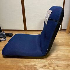 WARAKU　M　座椅子　「和楽チェア」ブルー　幅：42 × 奥行：54～84 × 高さ：45.5 cmの画像