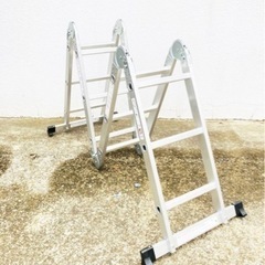 【貸し出し、1週間】多機能 ハシゴ、脚立（最長230cm)。 - 貸したい