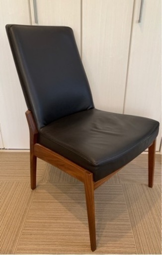 カリモク ダイニングチェア 2脚セット 使用期間2年