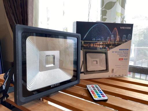 投光式ライト　屋外使用可　防水　RF Wireless Remote Control RGB Floodlight