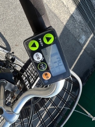 [引取中]26インチヤマハ新型電動アシスト自転車バッテリー12.3AH充電器付き