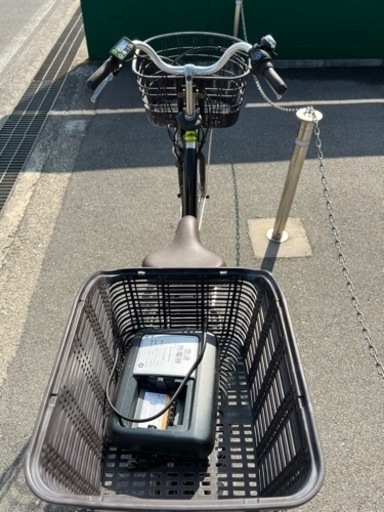 [引取中]26インチヤマハ新型電動アシスト自転車バッテリー12.3AH充電器付き