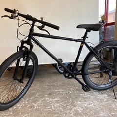 ブラック マウンテンバイク28インチ【最終値下げ】 セール》マットブラックカラーのクールなルックスがGOOD！【 GT