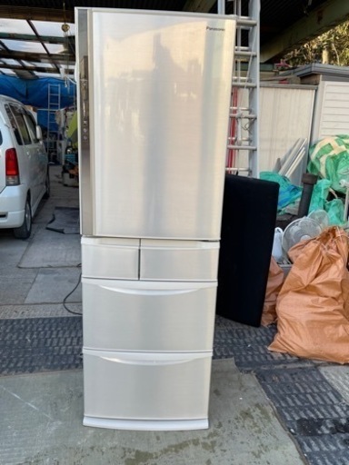 美品　パナソニック冷凍冷蔵庫　５ドア