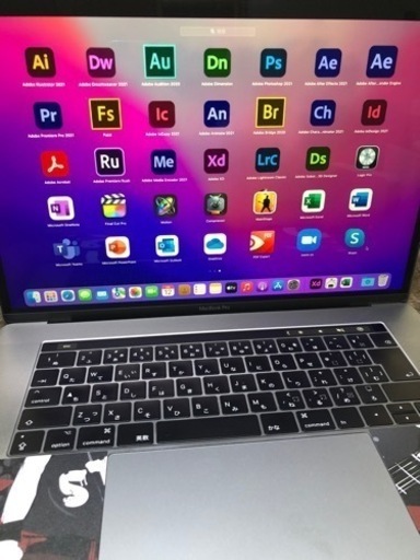 MacBook pro office2021 デザインソフト多数(^_^)