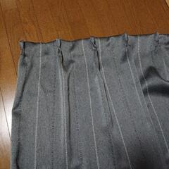カーテンの画像