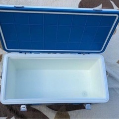 【取引完了】RYOBI　クーラーボックス　41.8リットルサイズ　釣りやキャンプにの画像