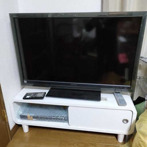 40インチ液晶ハイビジョンテレビ(TV台付き)