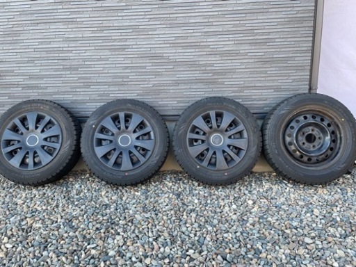 【値下げ】スタッドレスタイヤ　185/65R15 5穴 4本セット