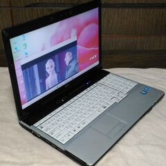 Windows11 Pro Core i5搭載 富士通ノートパソ...
