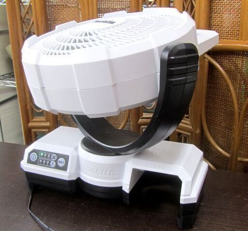 【売約済】マキタ 充電式ファン CF203D 18V/14.4V 2019年製 首振り扇風機 ACアダプタ付属 札幌市北区屯田