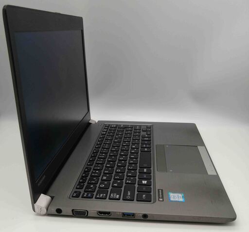 東芝ノートパソコン i5（中古）8GBのメモリ、SSD128GB,13.3画面、Intel HD Graphics 520、Windo