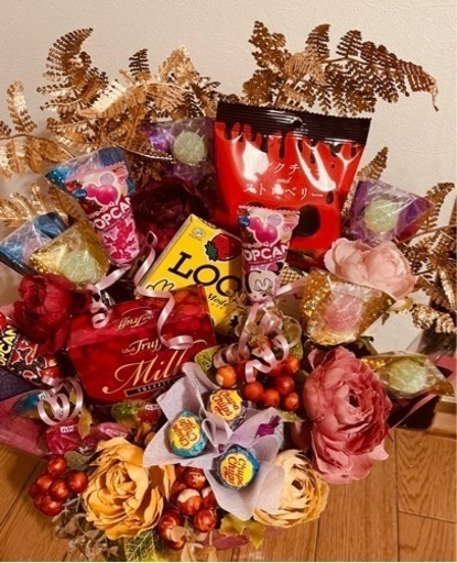 キャンディーフラワー　お菓子と飴で作った花束　お誕生日やお祝いに喜ばれます