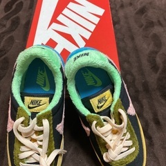 NIKE運動靴