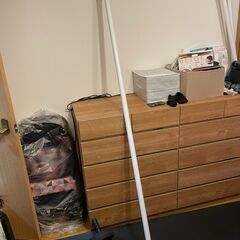 【0円】伸縮式エクステリアポール 2.0ｍ～3.4ｍ 屋外でも使用できる突っ張り棒3本をゆずりますの画像