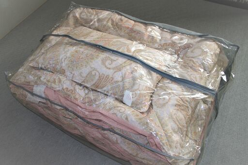 羽毛ふとん４点セット、寝具一式