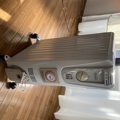 デロンギ　オイルヒーター