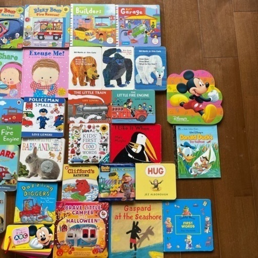 英語の絵本35冊とABCカード