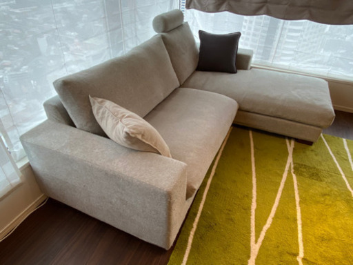 Keyucaのヘッドレスト付きL字型ソファー【24日（木）までに受け取れる方】