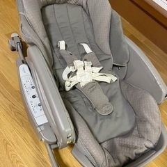 アップリカ　 ユラリズムオート　プレミアム　ムーンロック