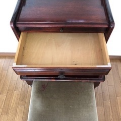 カリモク電話台の画像