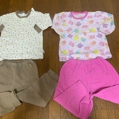 パジャマ2点セット　UNIQLO90センチ　西松屋95センチ