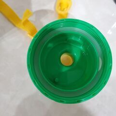 トミカ　水筒　プラスチックの画像