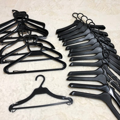 クリーニングハンガー 22本の画像