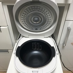 2019年製3合炊　炊飯器の画像