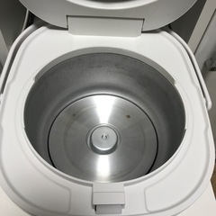 2019年製3合炊　炊飯器の画像