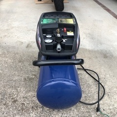 アネスト岩田　エアーコンプレッサー　fx2200の画像