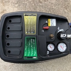 アネスト岩田　エアーコンプレッサー　fx2200の画像