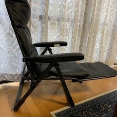 リクライニングチェアーの画像