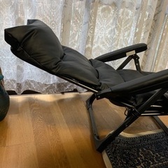 リクライニングチェアーの画像