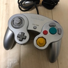 ニンテンドーゲームキューブのコントローラー
