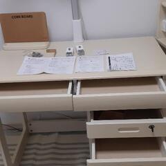 【お取引決定】くろがね学習机　※近隣配送相談可