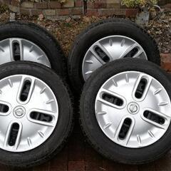 175/65R15 4本　日産キューブ他