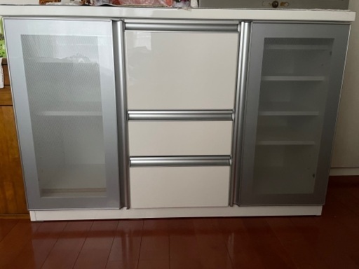 収納棚1,000円【引き取りに来ていただける方】