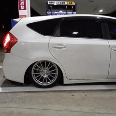 商談中　　値下げ実走行3.4万キロ　プリウスα！　車検残あり！の画像